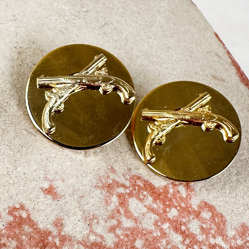 Vintage Lot‎ 2  U.S. Army Military Police Corps Lapel Pins Shiny Gold IRA Green